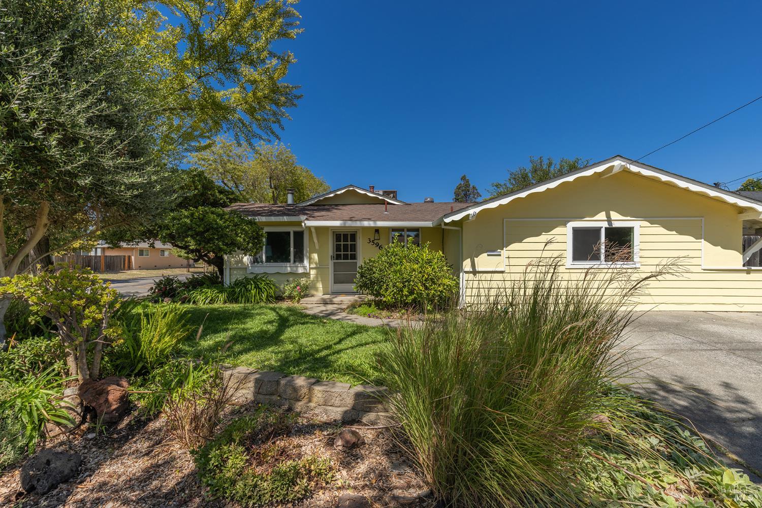 3596 Idlewild Avenue Napa CA 94558