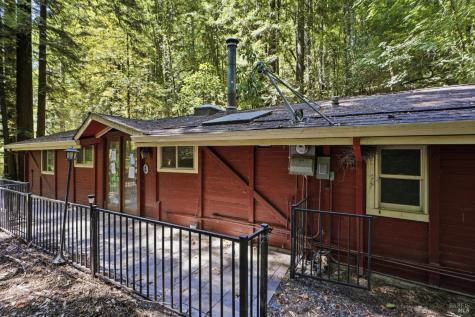 11241 Vellutini Road Forestville CA 95436