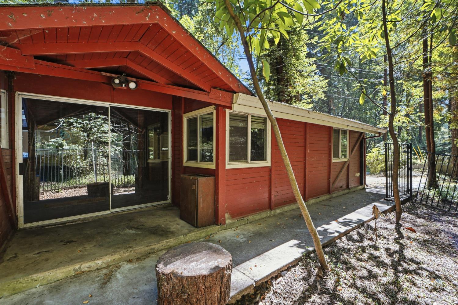 11241 Vellutini Road Forestville CA 95436