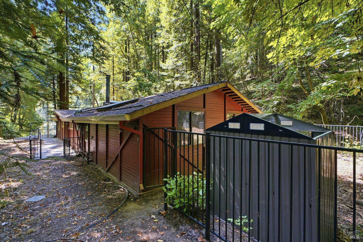 11241 Vellutini Road Forestville CA 95436