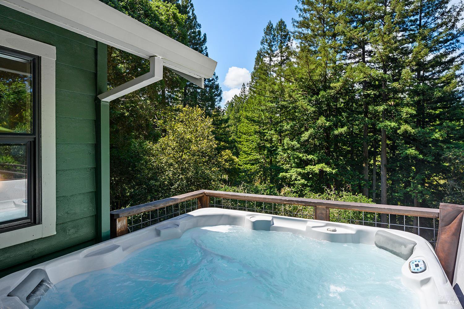 11731 Ridge Drive Guerneville CA 95446