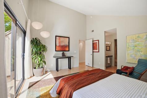 1325 Crofton Court Healdsburg CA 95448