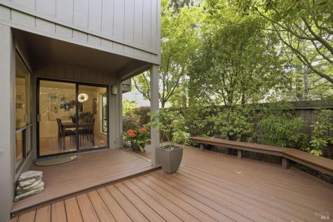 1325 Crofton Court Healdsburg CA 95448