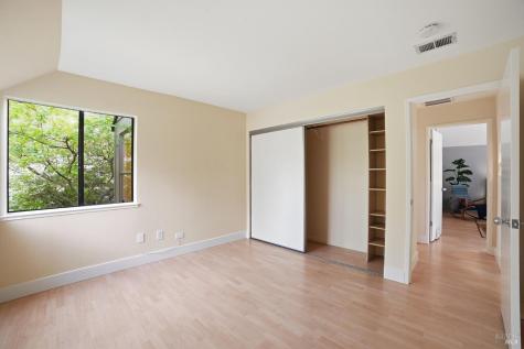 1325 Crofton Court Healdsburg CA 95448