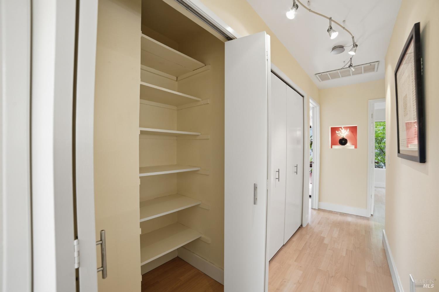 1325 Crofton Court Healdsburg CA 95448