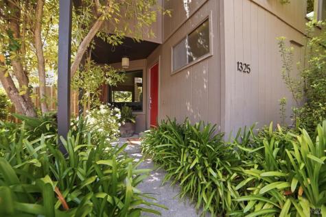 1325 Crofton Court Healdsburg CA 95448