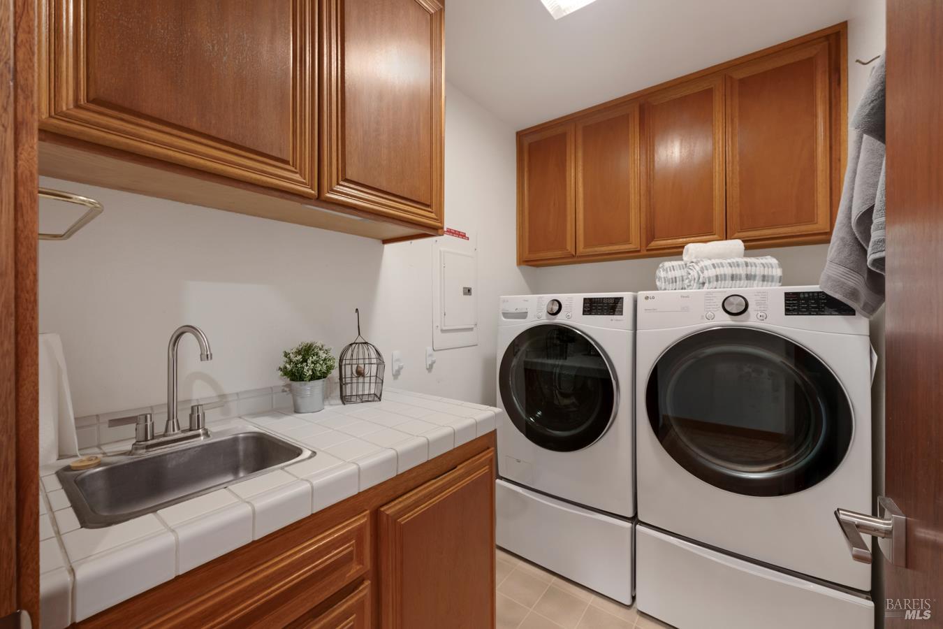 12300 Elliott Lane Sebastopol CA 95472