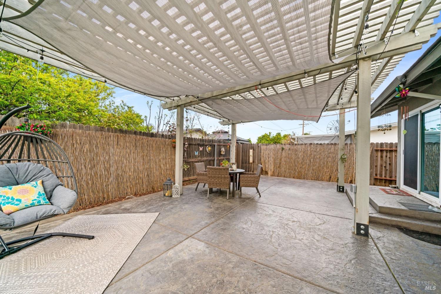 610 Sierra Drive Dixon CA 95620