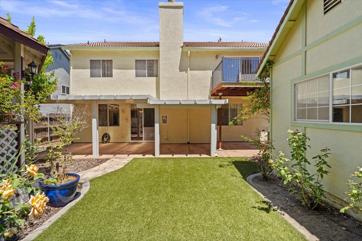 1642 Poppy Circle Rocklin CA 95765