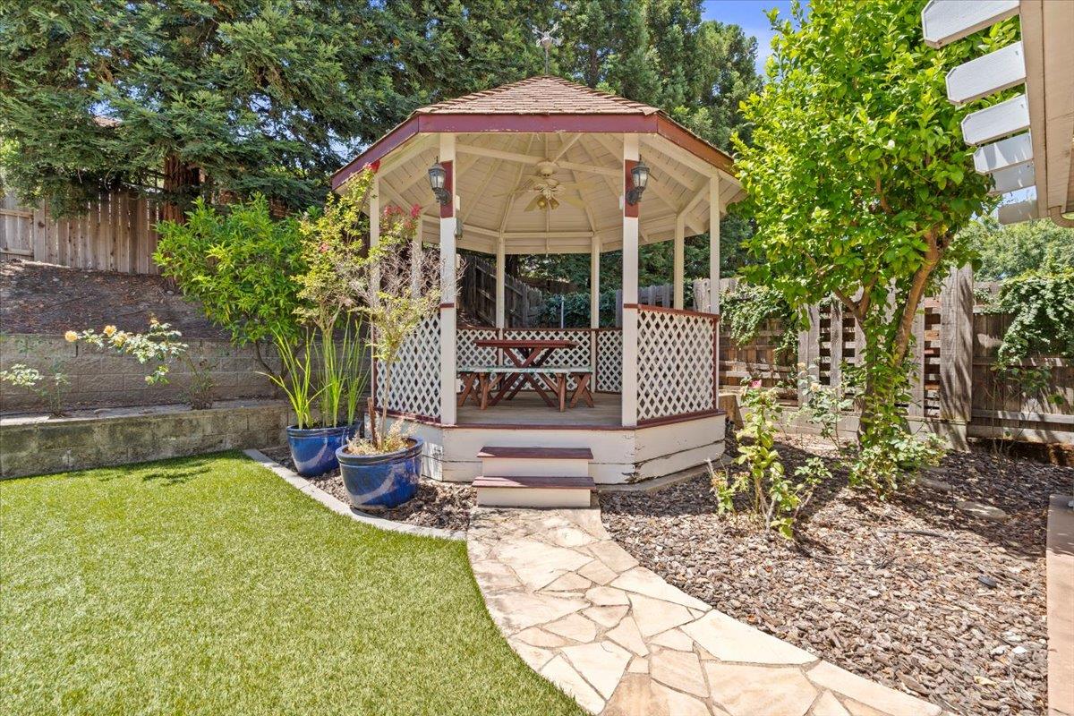 1642 Poppy Circle Rocklin CA 95765