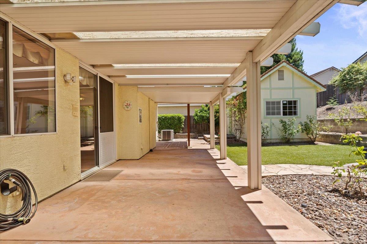 1642 Poppy Circle Rocklin CA 95765