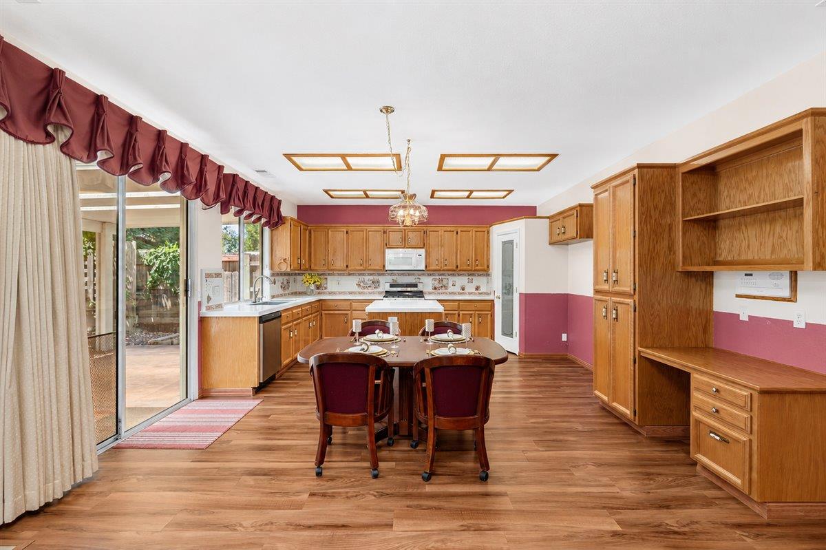 1642 Poppy Circle Rocklin CA 95765
