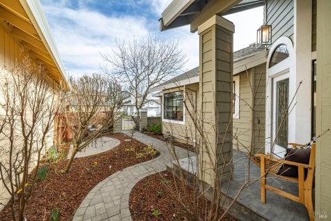 172 S Temelec Circle Sonoma CA 95476