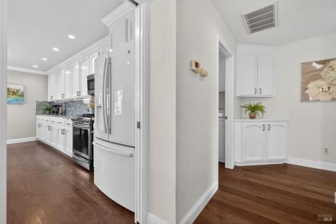 172 S Temelec Circle Sonoma CA 95476