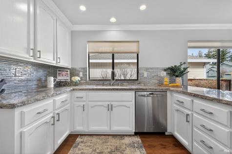 172 S Temelec Circle Sonoma CA 95476