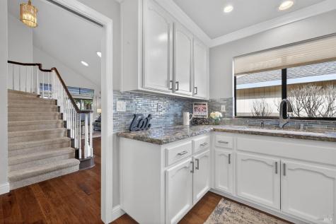 172 S Temelec Circle Sonoma CA 95476