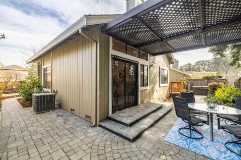172 S Temelec Circle Sonoma CA 95476