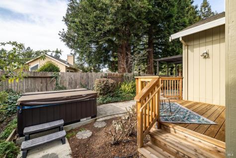 172 S Temelec Circle Sonoma CA 95476