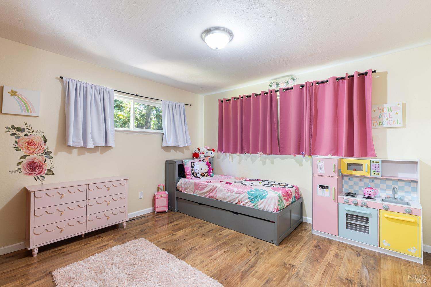 2827 Marlow Road Santa Rosa CA 95403