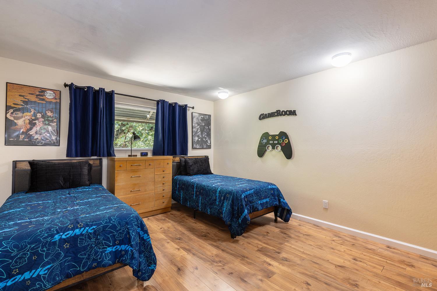 2827 Marlow Road Santa Rosa CA 95403