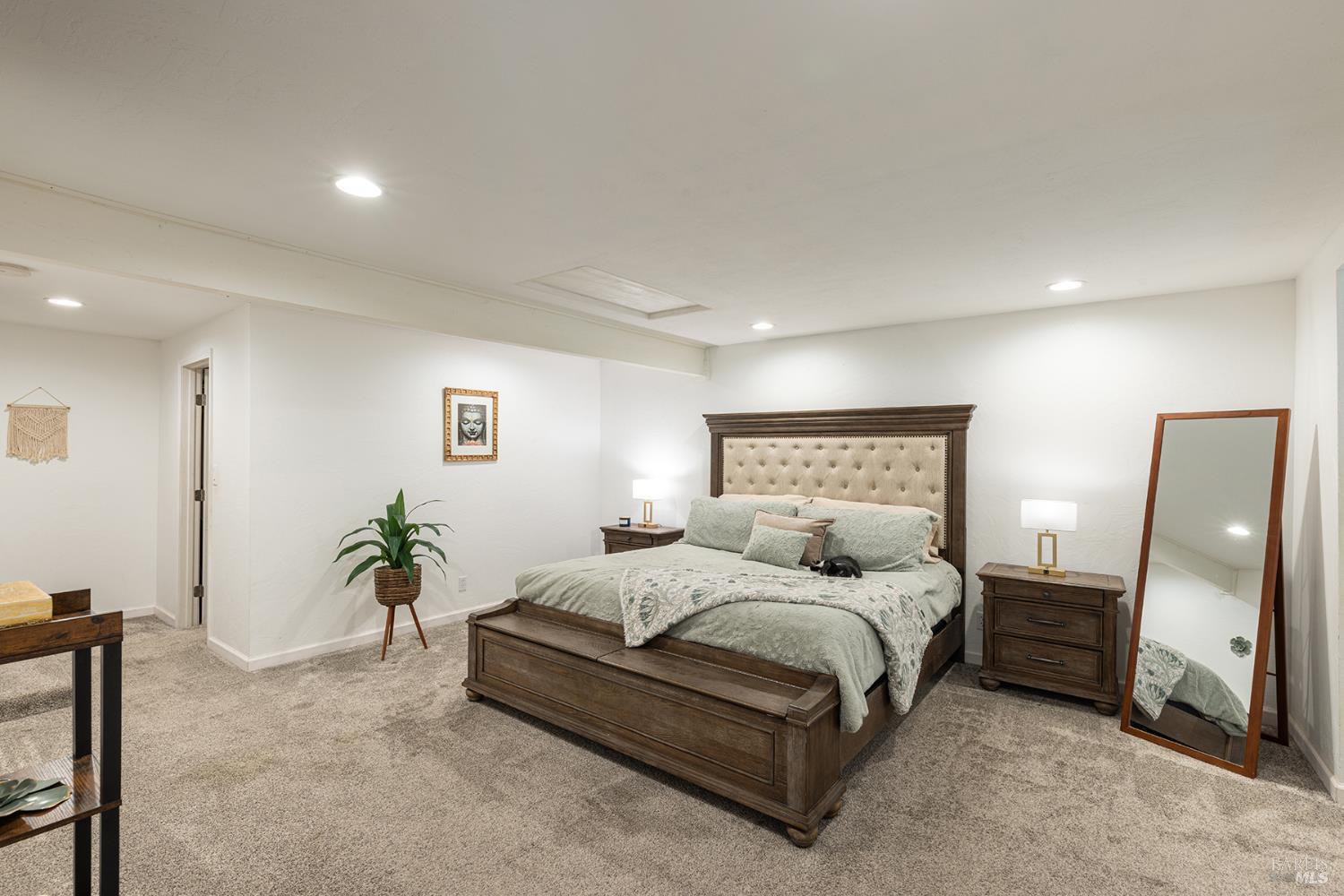 2827 Marlow Road Santa Rosa CA 95403