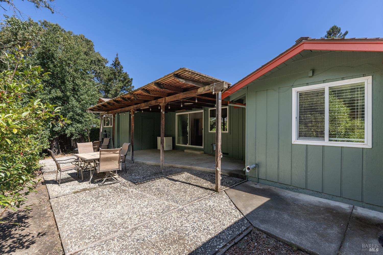 2827 Marlow Road Santa Rosa CA 95403