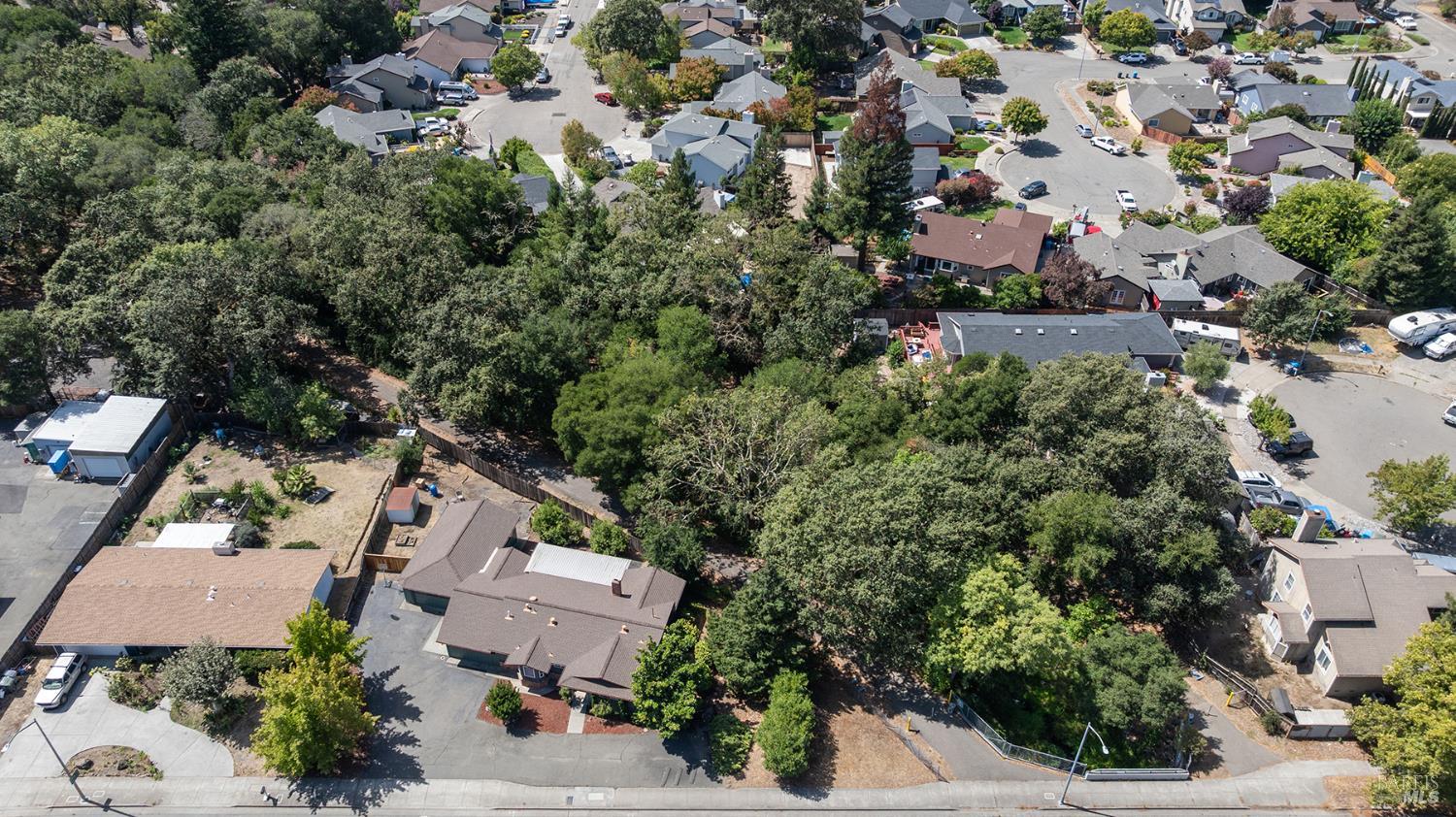 2827 Marlow Road Santa Rosa CA 95403
