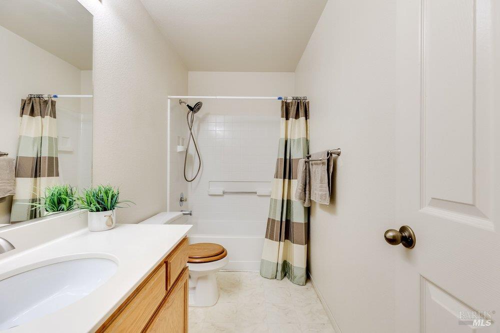 263 Clearpointe Drive Vallejo CA 94591
