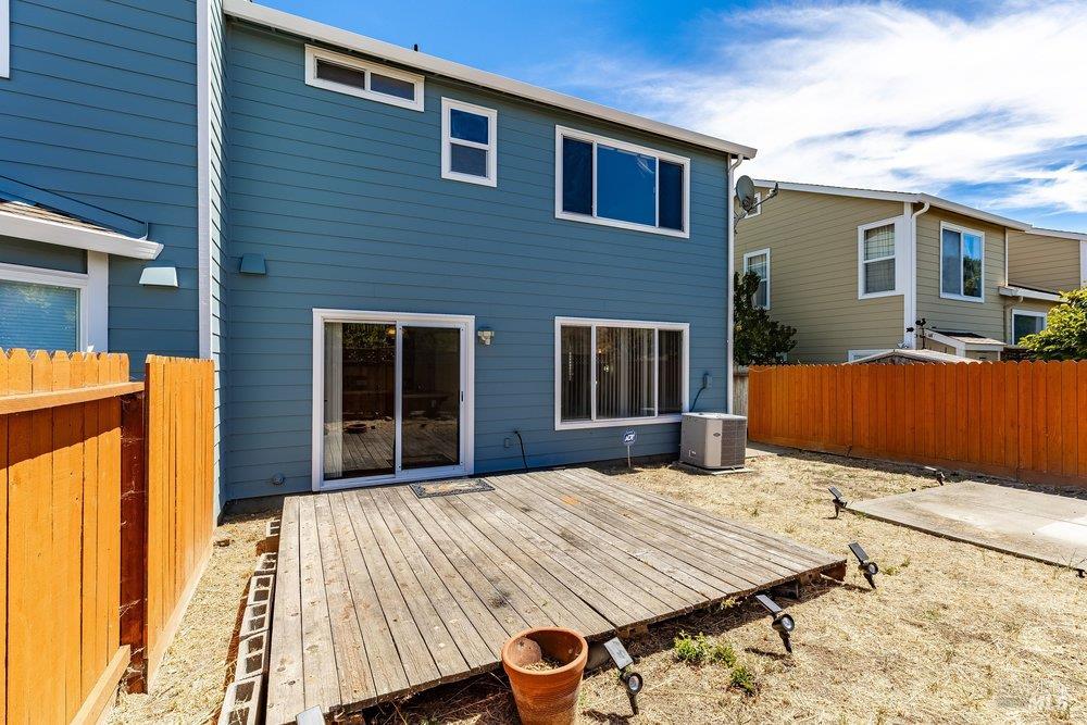 263 Clearpointe Drive Vallejo CA 94591