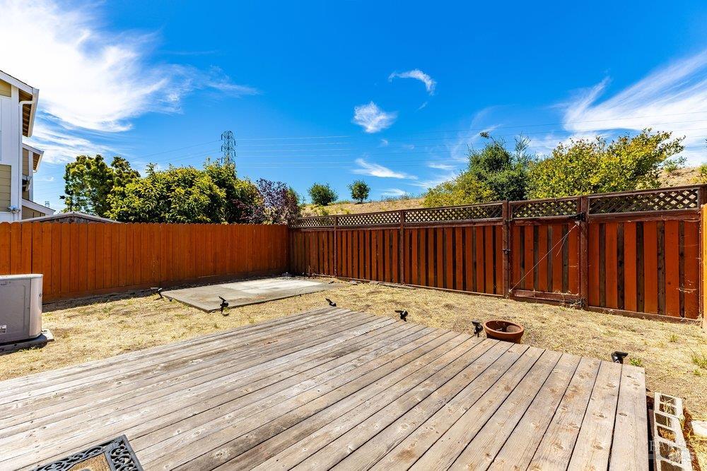263 Clearpointe Drive Vallejo CA 94591