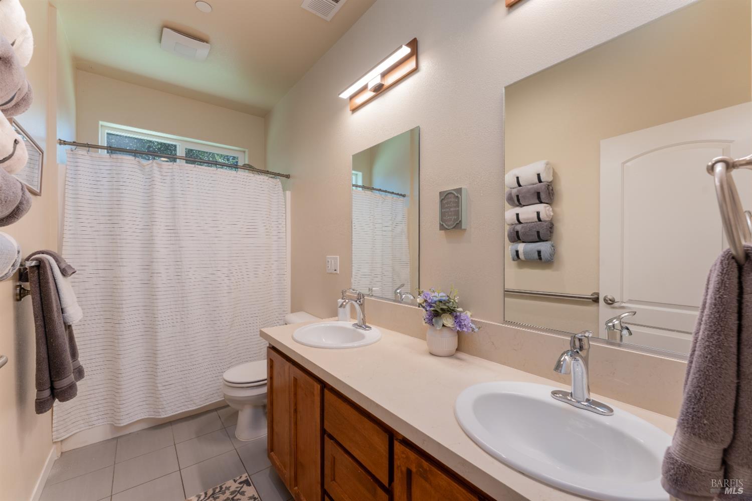 1051 Helen Avenue Ukiah CA 95482