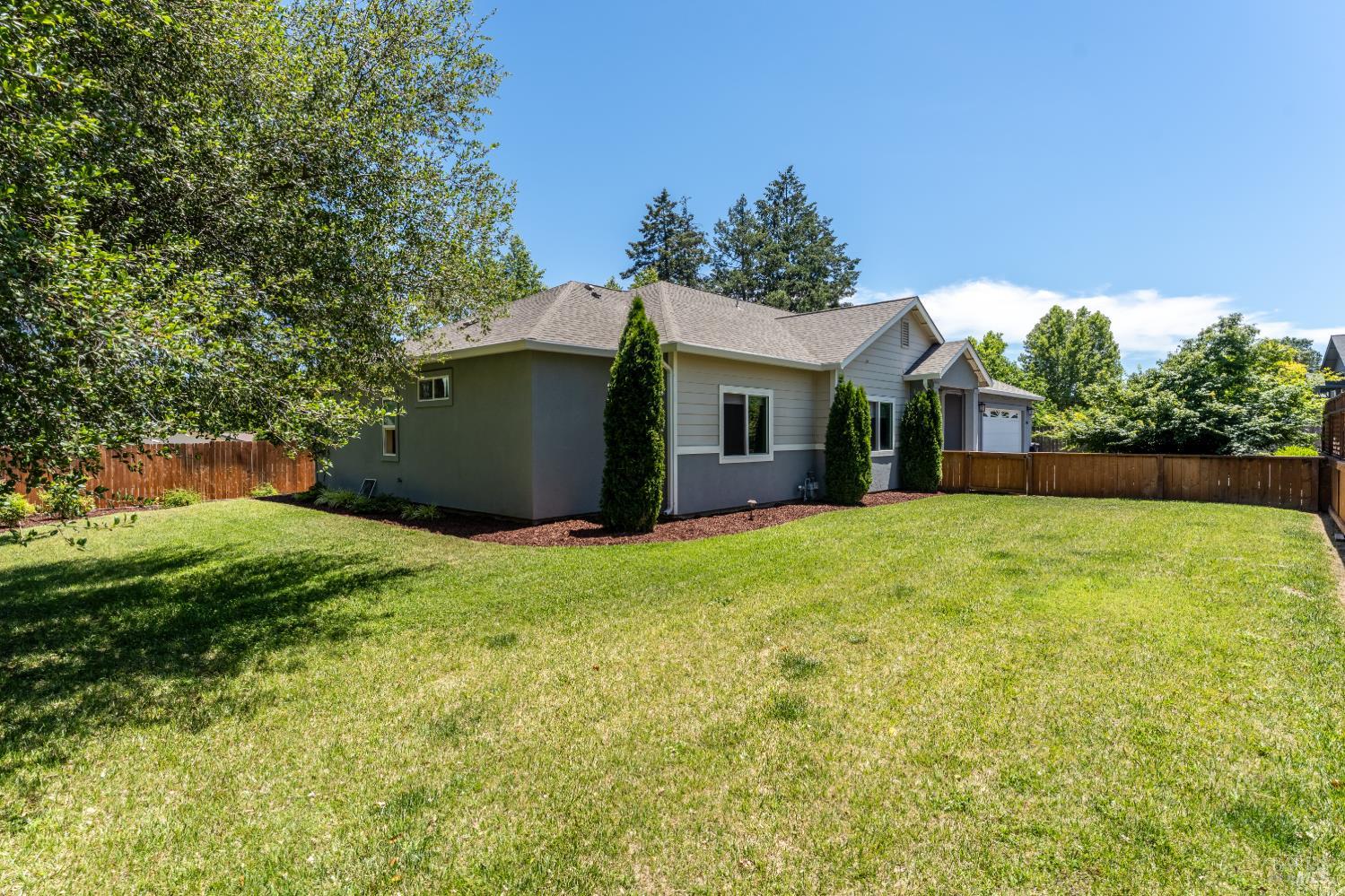 1051 Helen Avenue Ukiah CA 95482