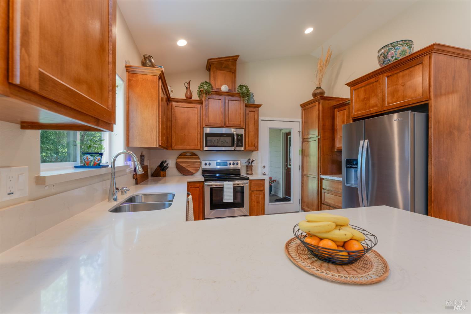 1051 Helen Avenue Ukiah CA 95482
