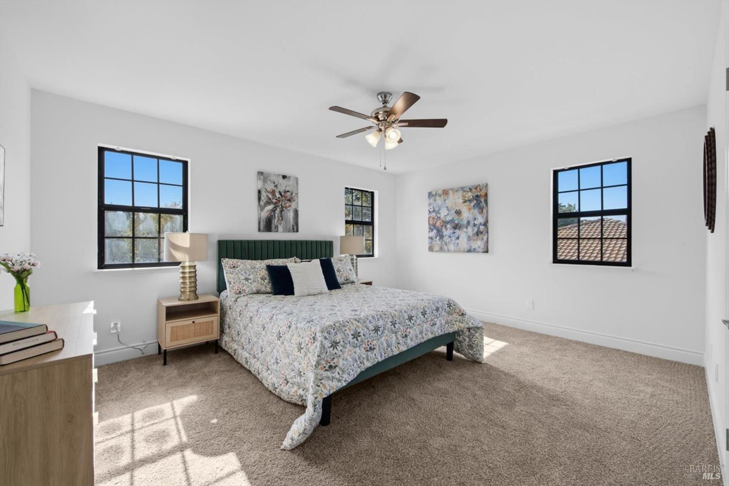 995 Hillview Drive Dixon CA 95620