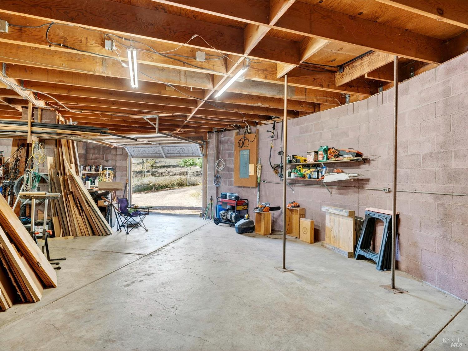 2333 Guntley Road Philo CA 95466