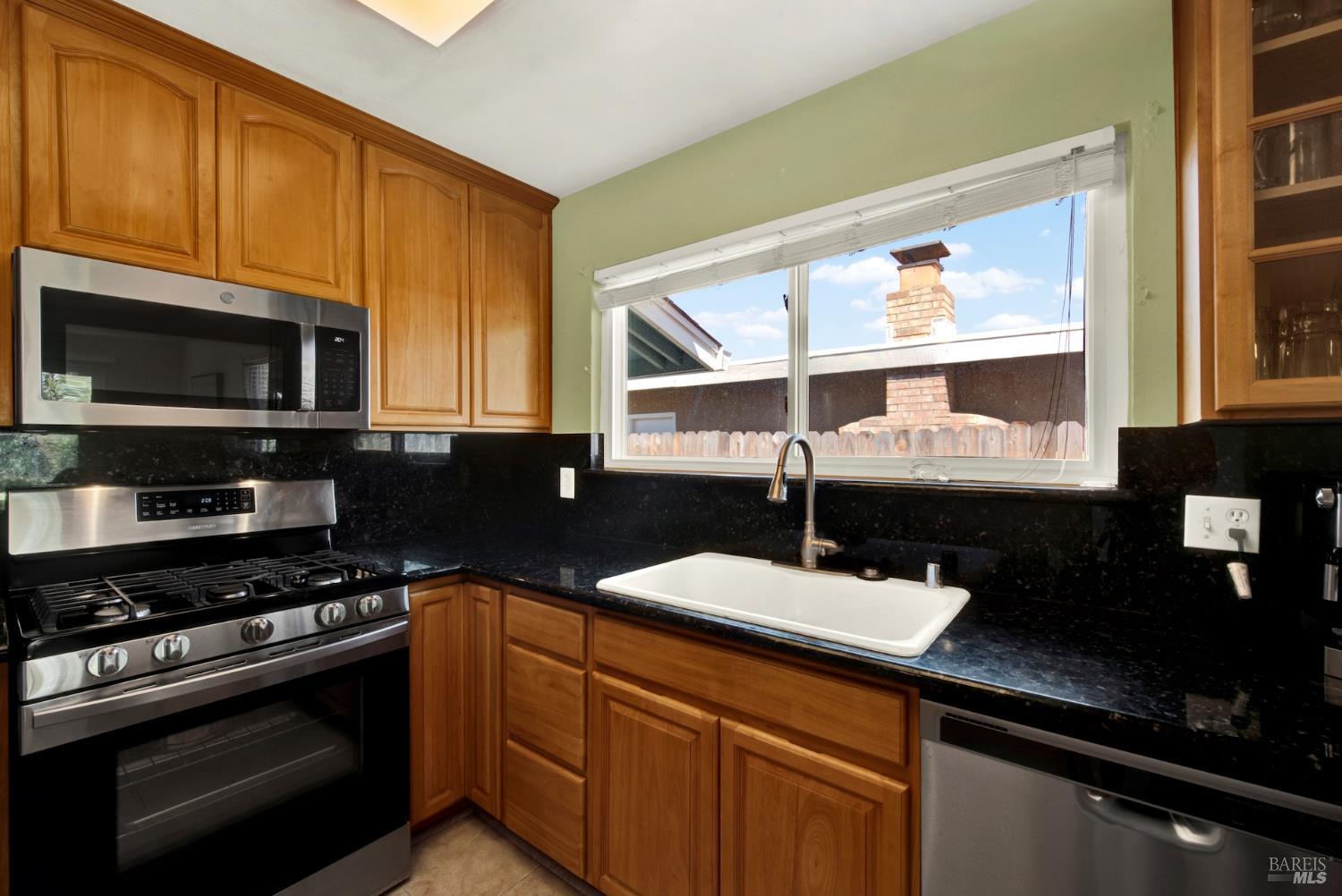 348 Adobe Drive Vacaville CA 95687