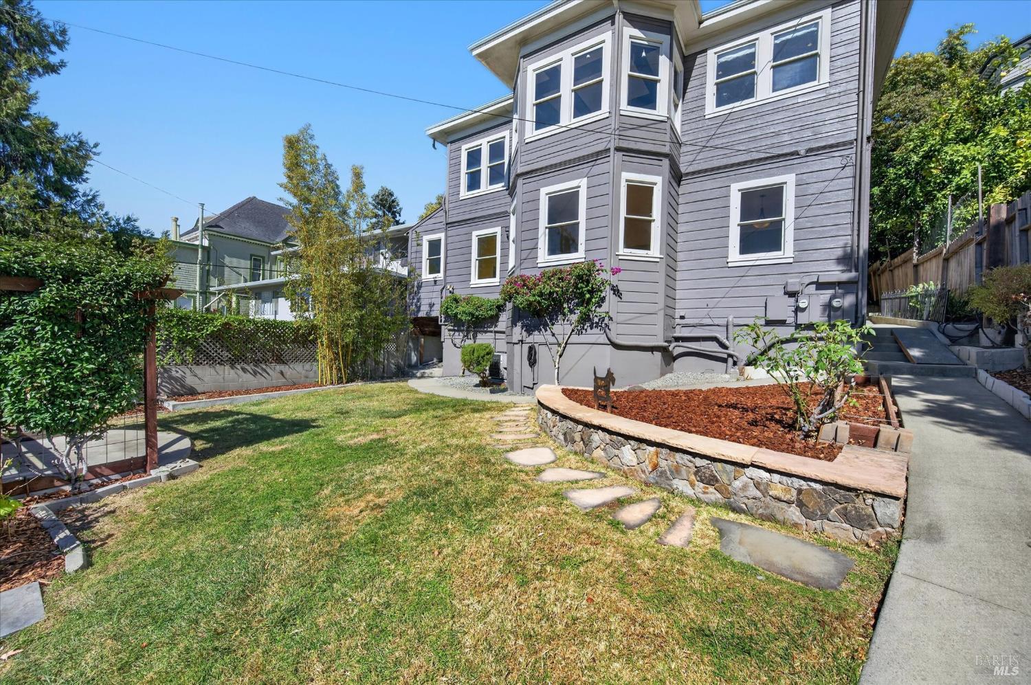 635-637 Georgia Street Vallejo CA 94590