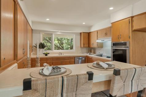 143 Loma Vista Drive Sonoma CA 95476