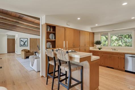 143 Loma Vista Drive Sonoma CA 95476
