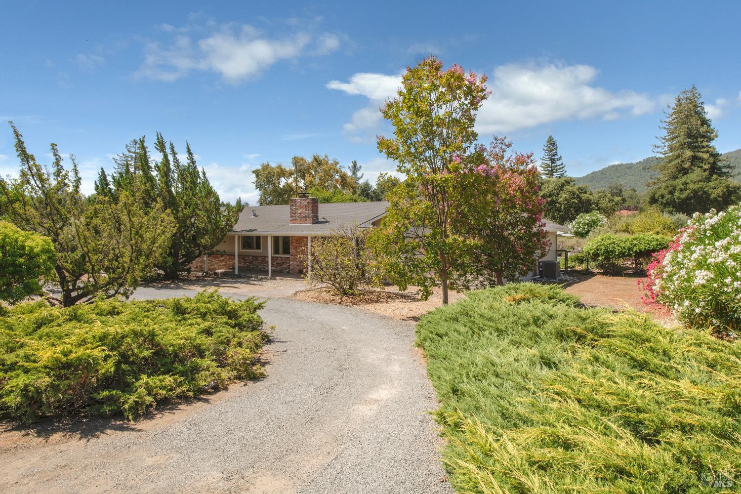 143 Loma Vista Drive Sonoma CA 95476