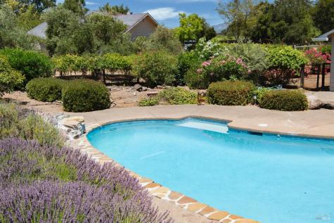 143 Loma Vista Drive Sonoma CA 95476