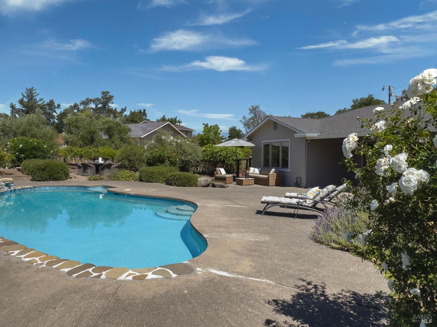 143 Loma Vista Drive Sonoma CA 95476