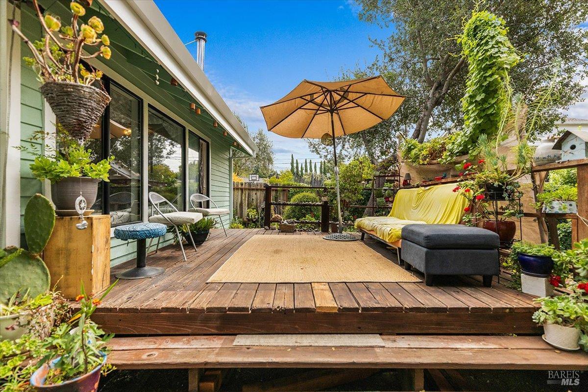 216 Grant Street Healdsburg CA 95448