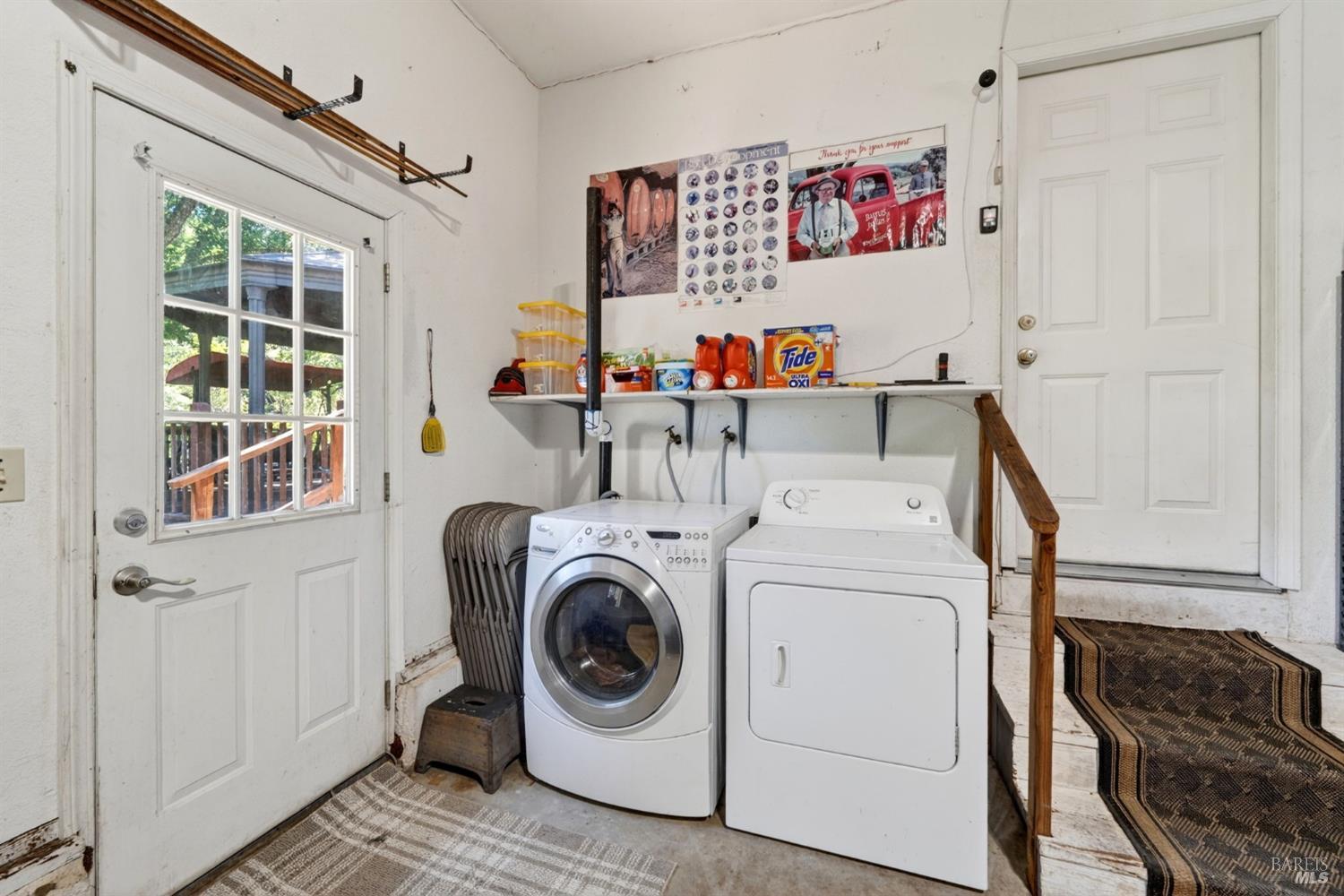 810 Mcnab Ranch Road Ukiah CA 95482