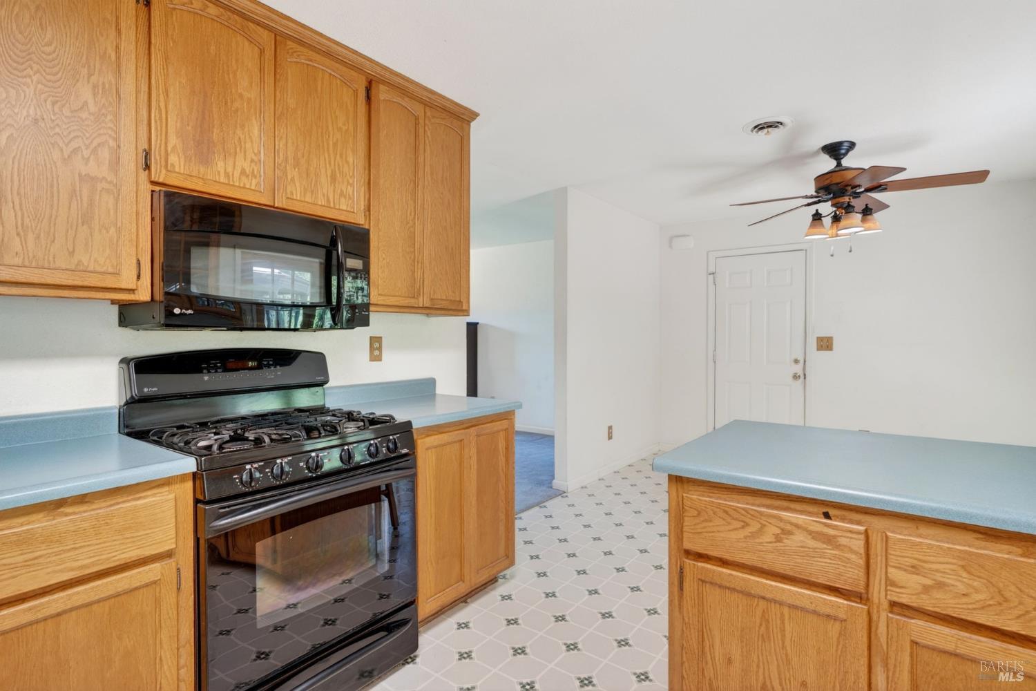 810 Mcnab Ranch Road Ukiah CA 95482