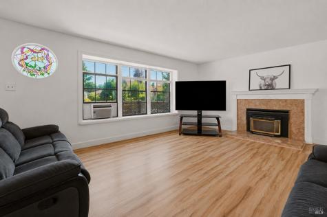 916 Saint Francis Drive Petaluma CA 94954