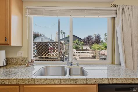 916 Saint Francis Drive Petaluma CA 94954