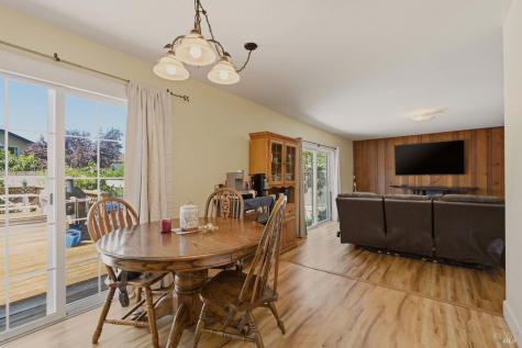 916 Saint Francis Drive Petaluma CA 94954