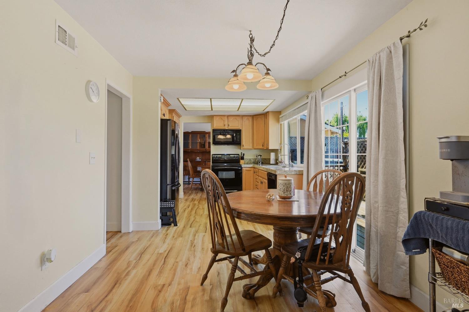 916 Saint Francis Drive Petaluma CA 94954