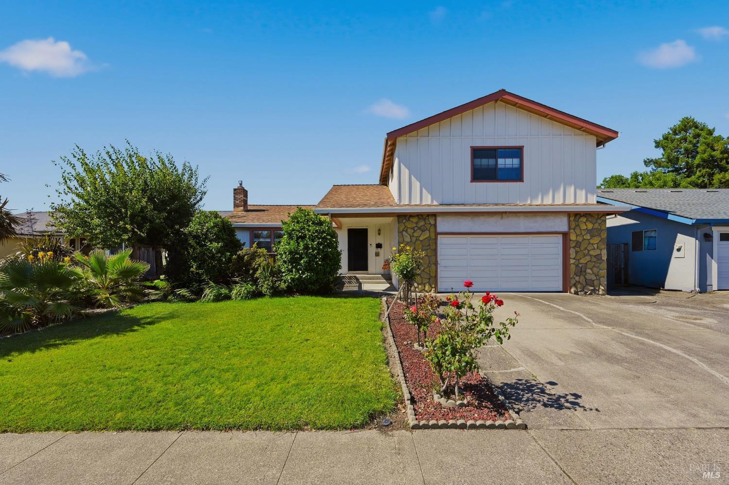 916 Saint Francis Drive Petaluma CA 94954